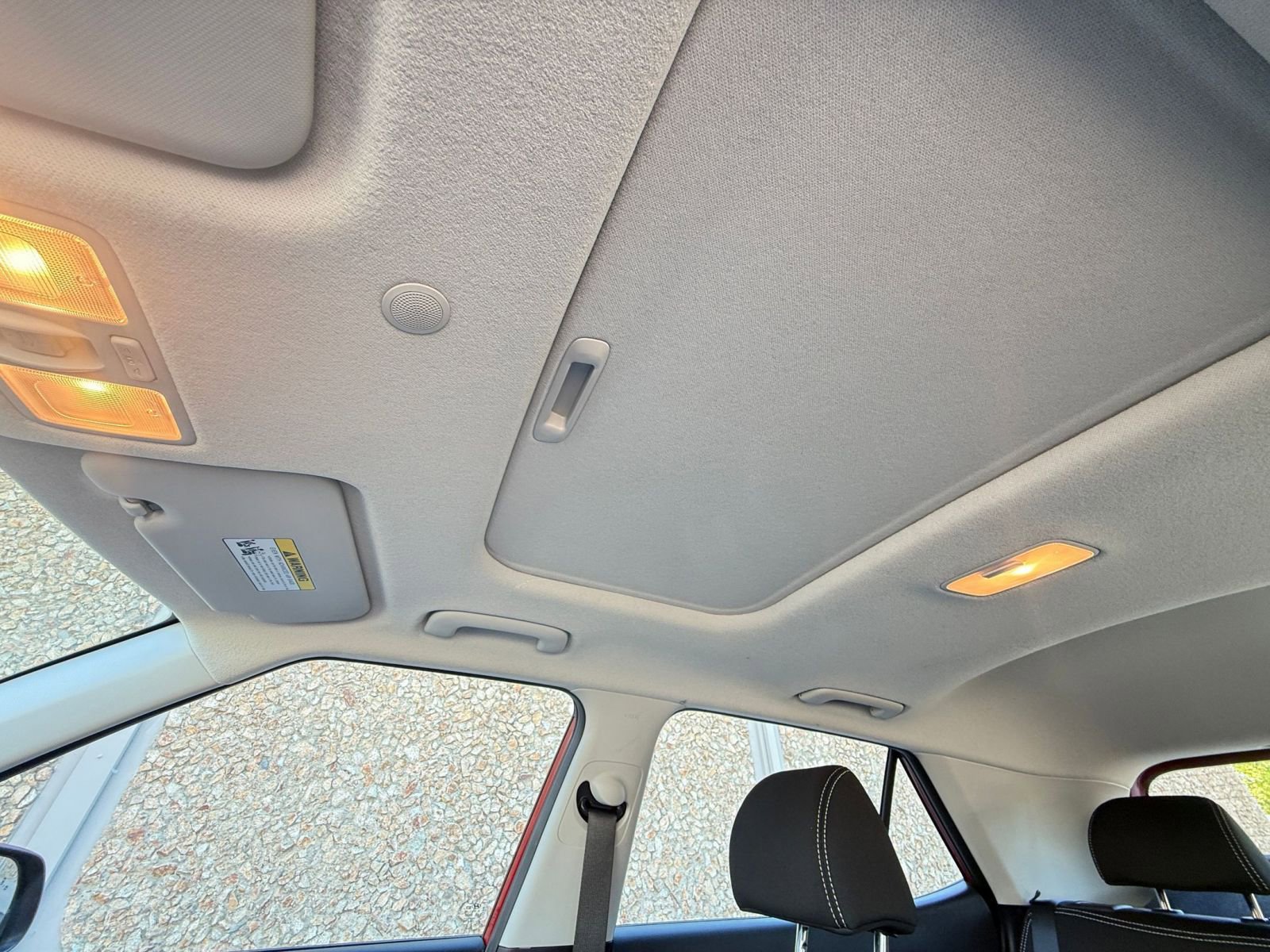 Used 2025 Hyundai Venue SEL image 30