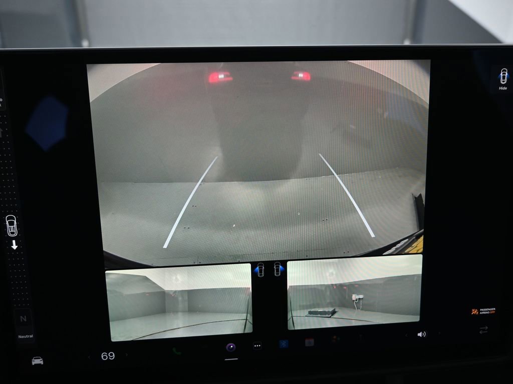 Used 2023 Tesla Model X image 9