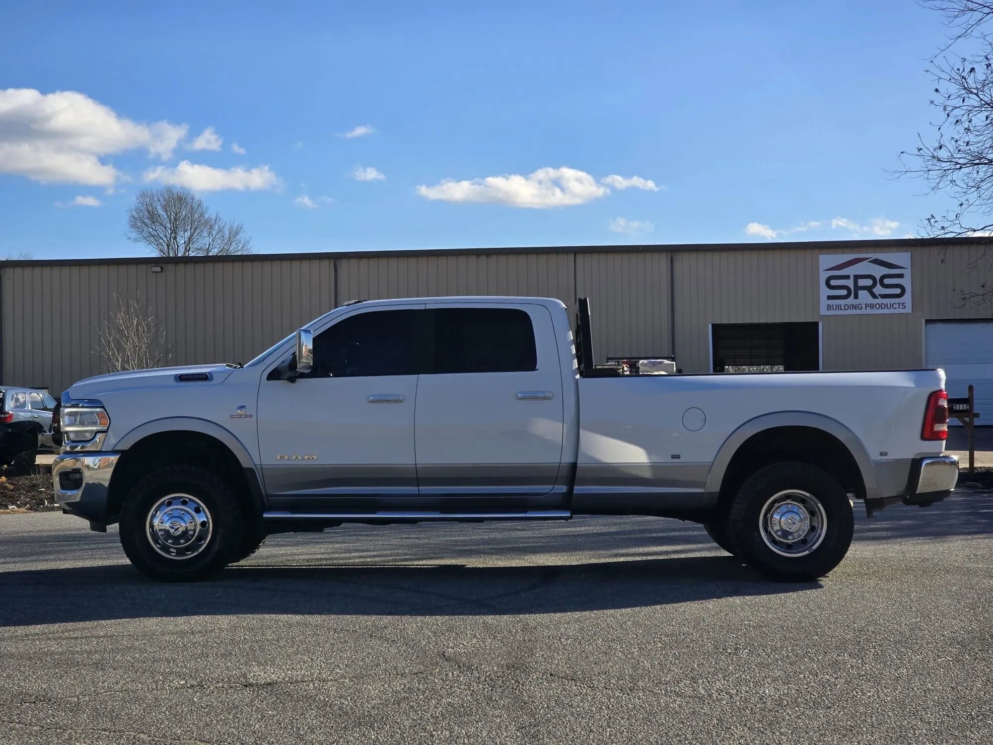 Used 2019 RAM 3500 Laramie image 11
