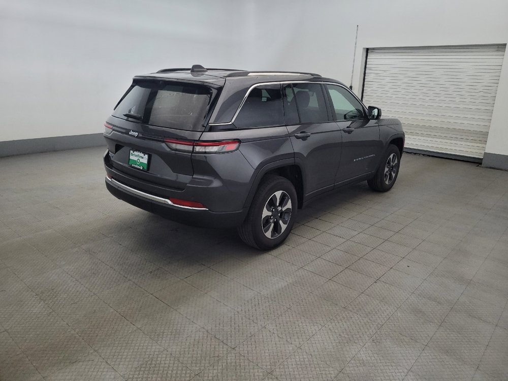 Used 2022 Jeep Grand Cherokee Limited 4xe w/ Luxury Tech Group II AWD/4WD image 9