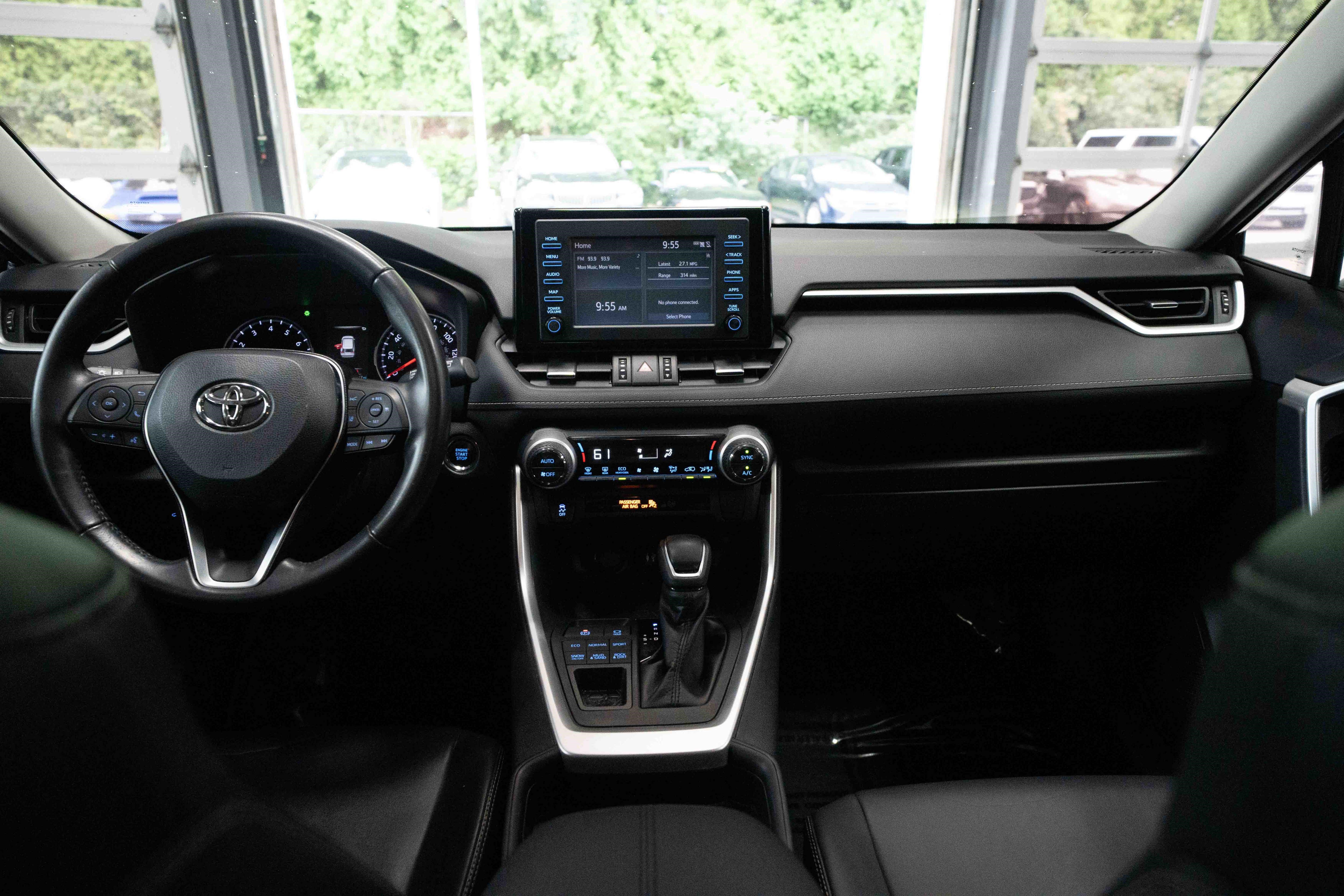 Used 2019 Toyota RAV4 XLE Premium w/ All Weather Liner Package AWD/4WD image 20