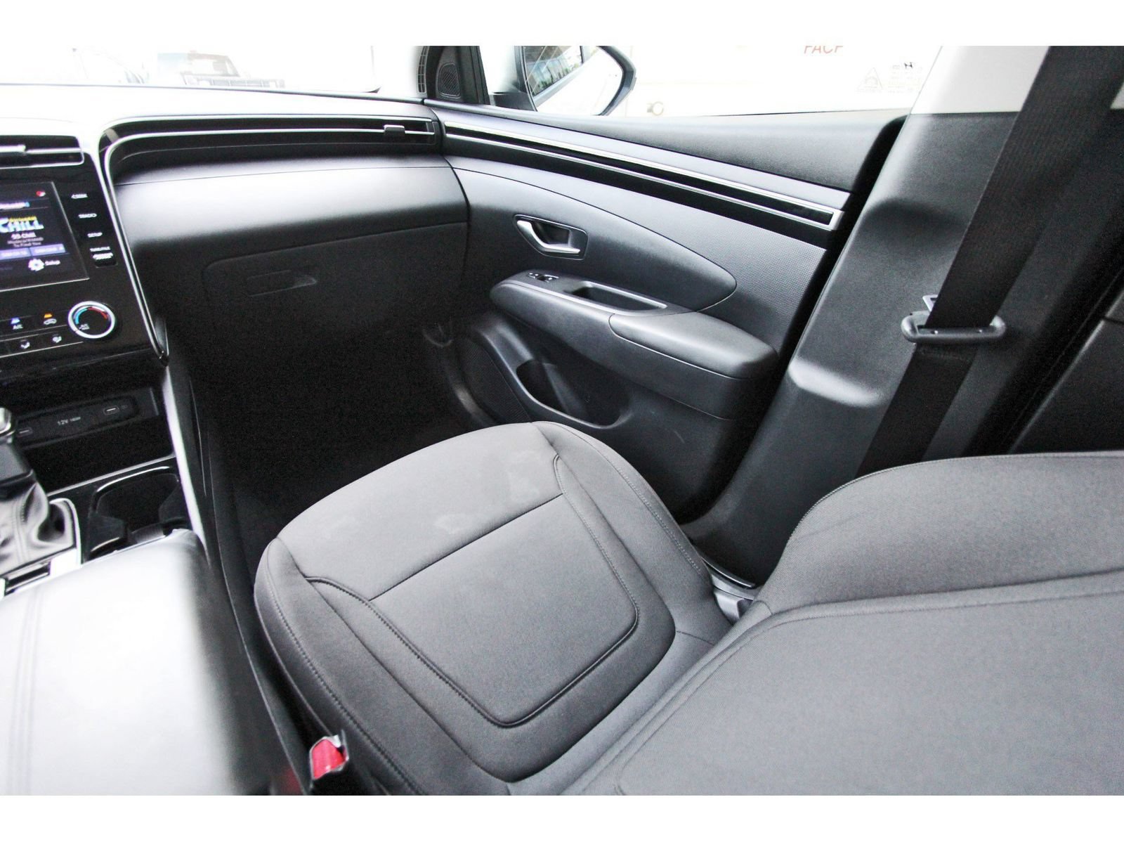 Used 2022 Hyundai Tucson SEL w/ Cargo Package FWD image 12
