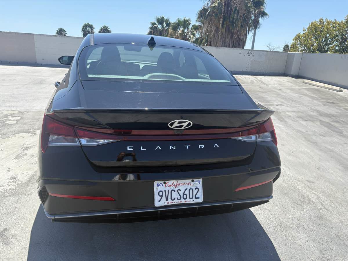 Used 2026 Hyundai Elantra Sport FWD image 11