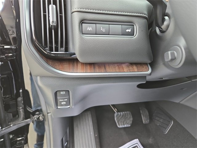 New 2026 Nissan Armada SL image 16