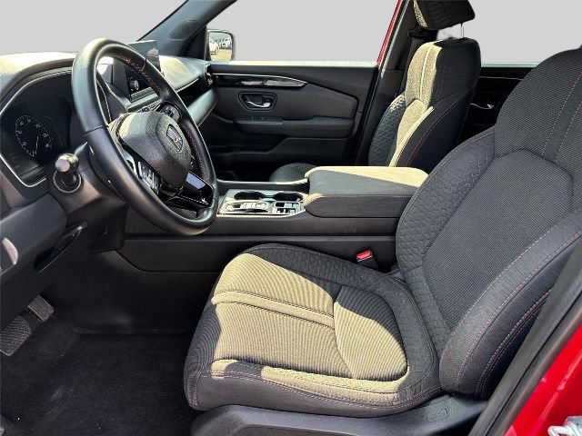 Certified 2025 Honda Pilot Sport image 9