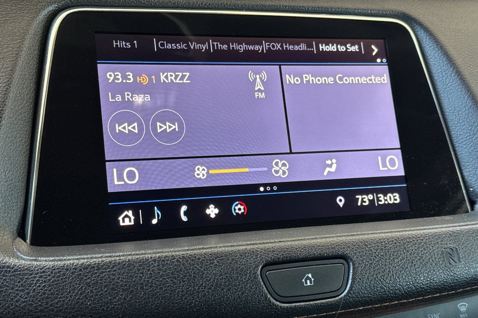 Used 2019 Cadillac XT4 Sport w/ Driver Awareness Package image 17