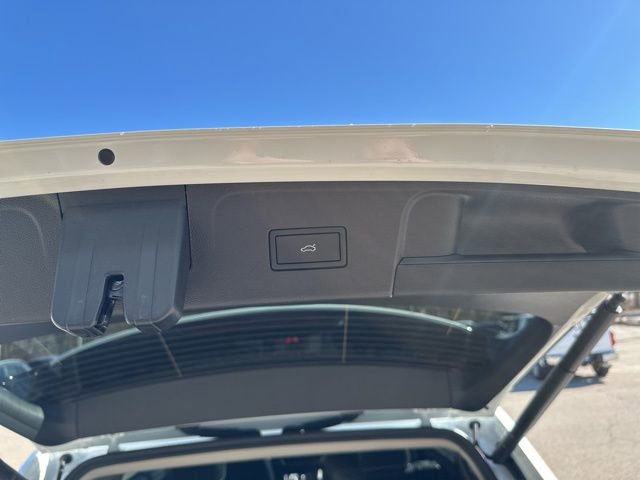 New 2026 Volkswagen Atlas SEL Premium R-Line image 9