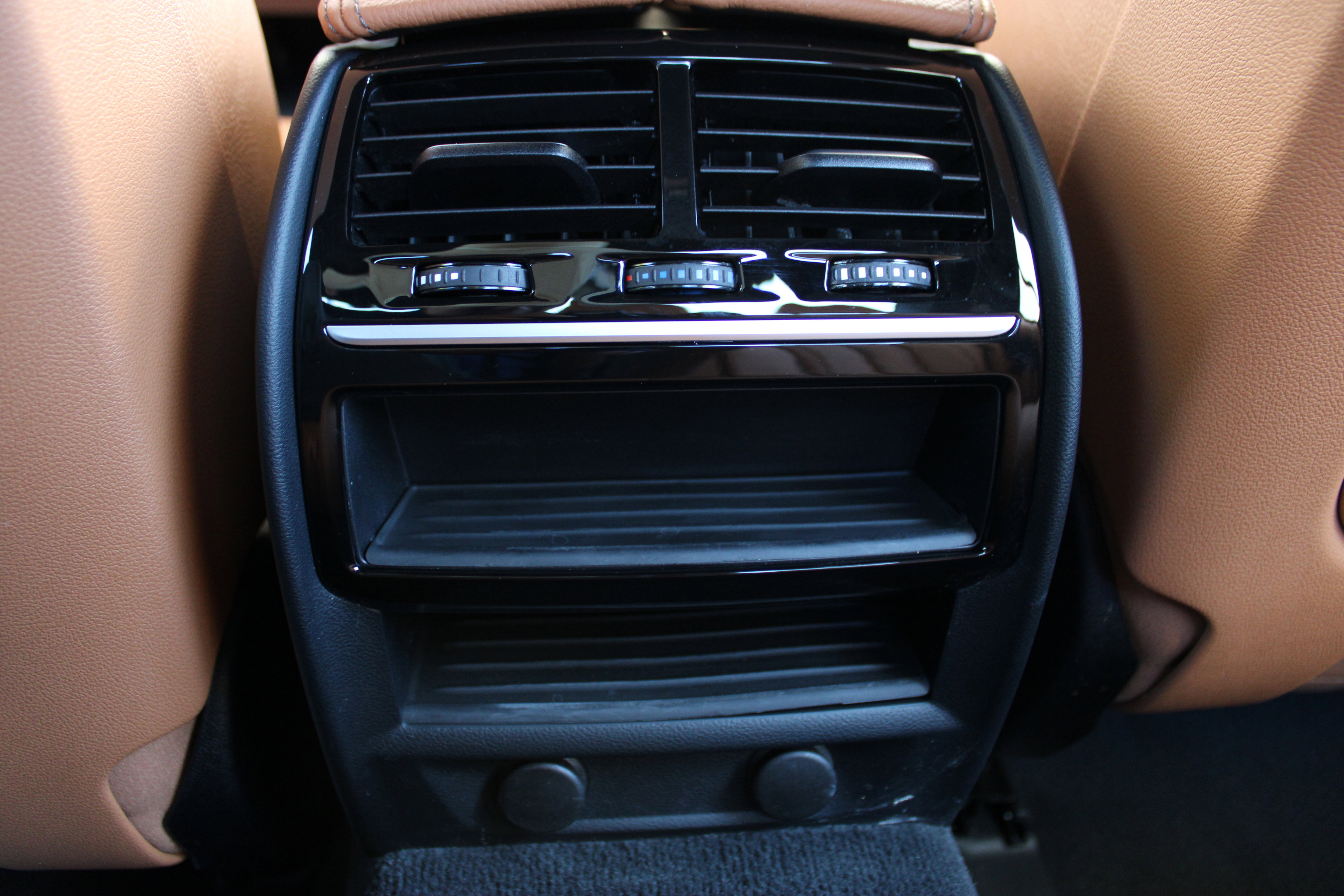 Used 2018 BMW 540i RWD image 27