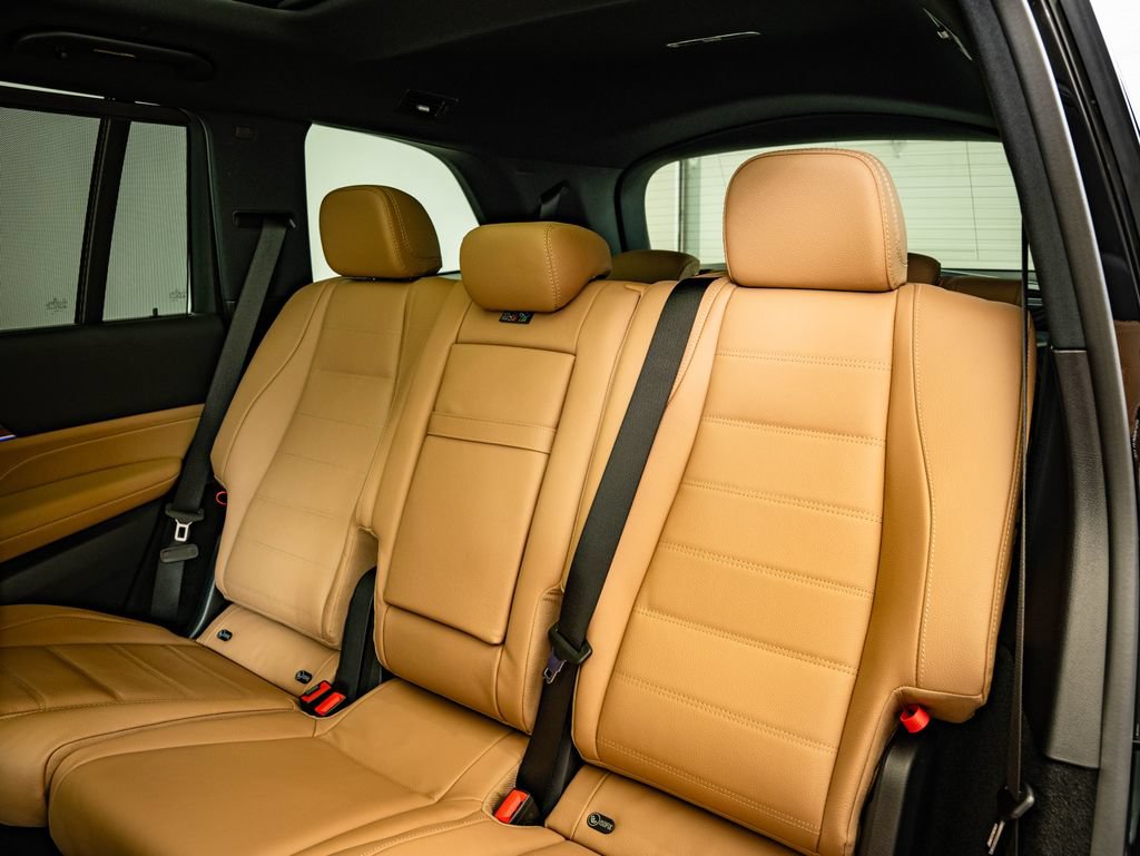 New 2026 Mercedes-Benz GLS 450 4MATIC image 45