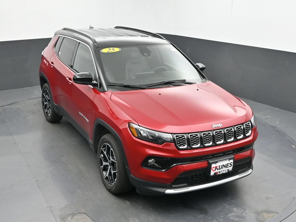 Used 2025 Jeep Compass Limited AWD/4WD image 36