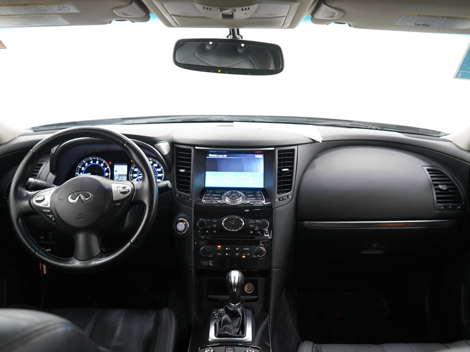 Used 2014 INFINITI QX70 AWD w/ Premium Package image 13