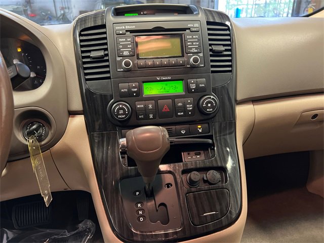 Used 2012 Kia Sedona EX w/ Luxury Pkg image 23