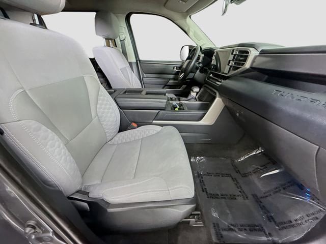 Used 2024 Toyota Tundra SR5 w/ SR5 Convenience Package AWD/4WD image 26