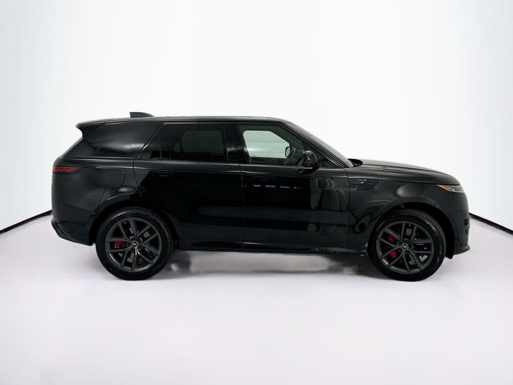 Used 2023 Land Rover Range Rover Sport SE Dynamic AWD/4WD image 4