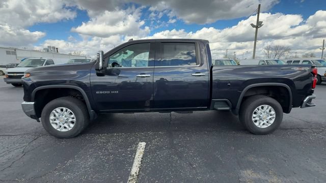 Used 2024 Chevrolet Silverado 2500 LTZ AWD/4WD image 5