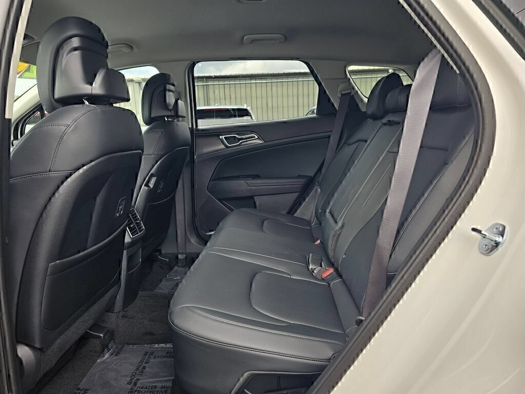 New 2026 Kia Sportage EX AWD/4WD image 18