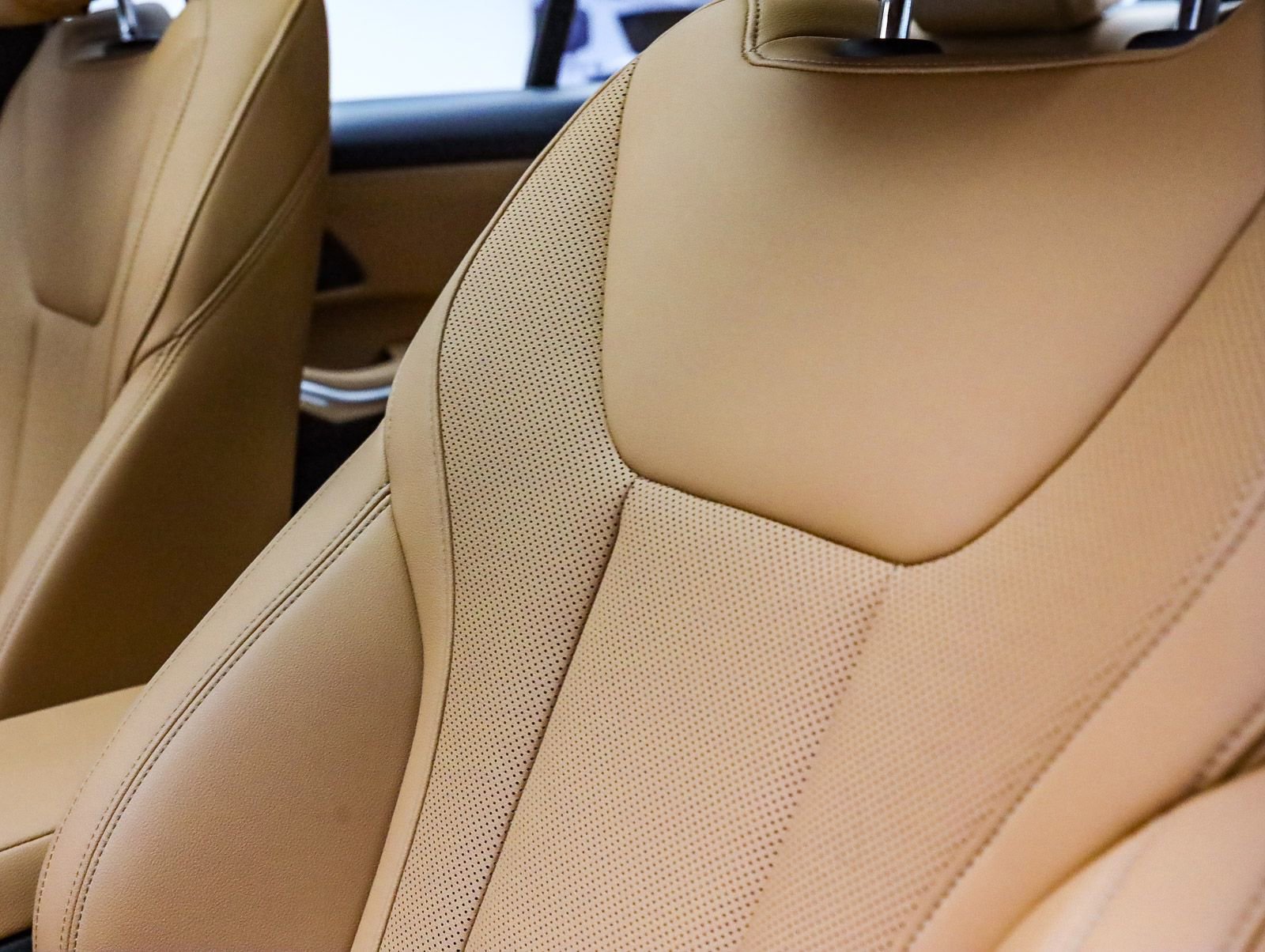 Used 2026 BMW 330i Sedan image 20