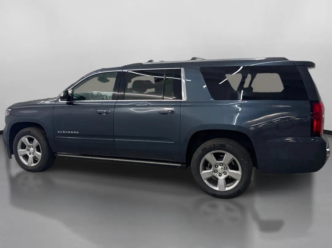 Used 2019 Chevrolet Suburban Premier AWD/4WD image 5
