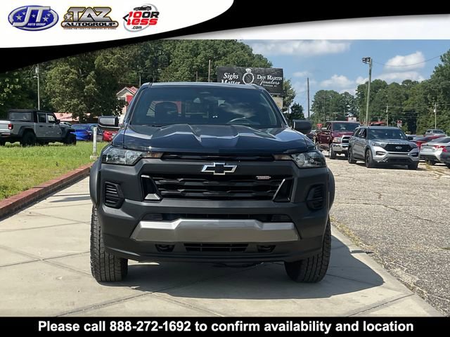 Used 2024 Chevrolet Colorado Trail Boss w/ Advanced Trailering Package image 2