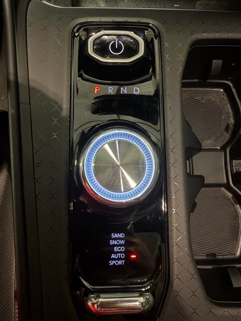 Used 2025 Jeep Wagoneer S Limited image 23