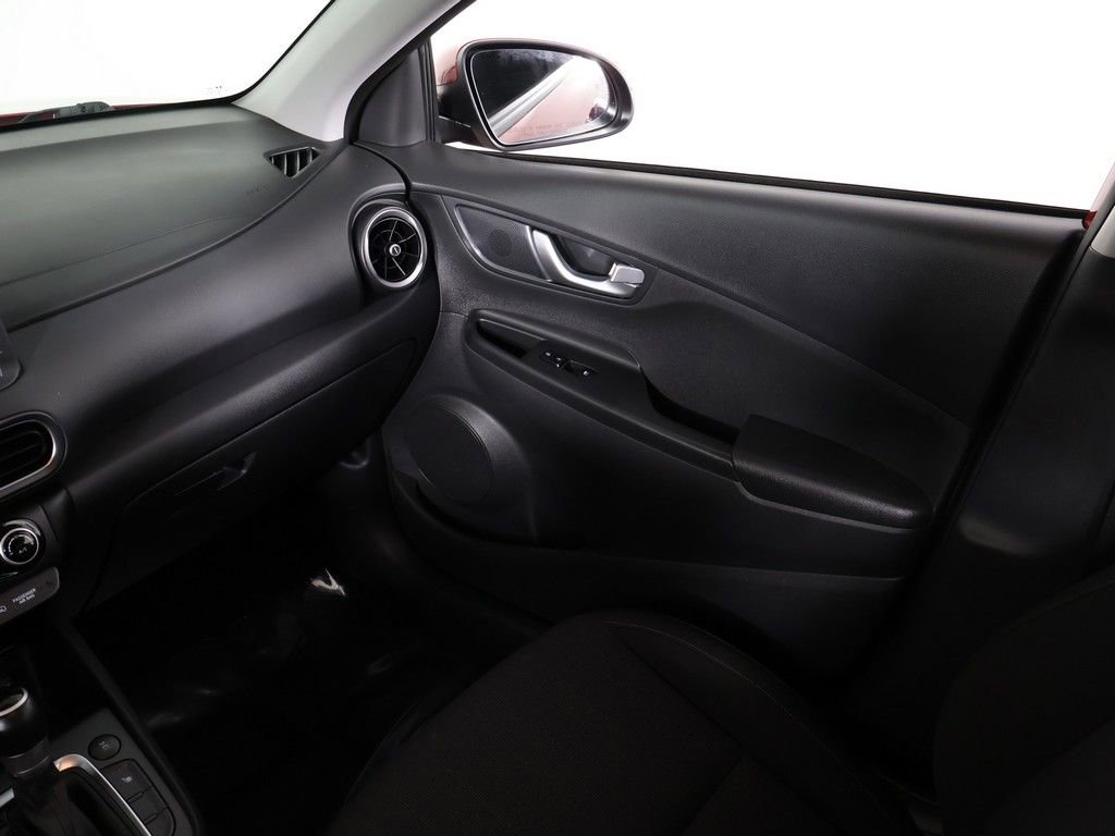 Used 2022 Hyundai Kona SEL w/ Convenience Package image 34
