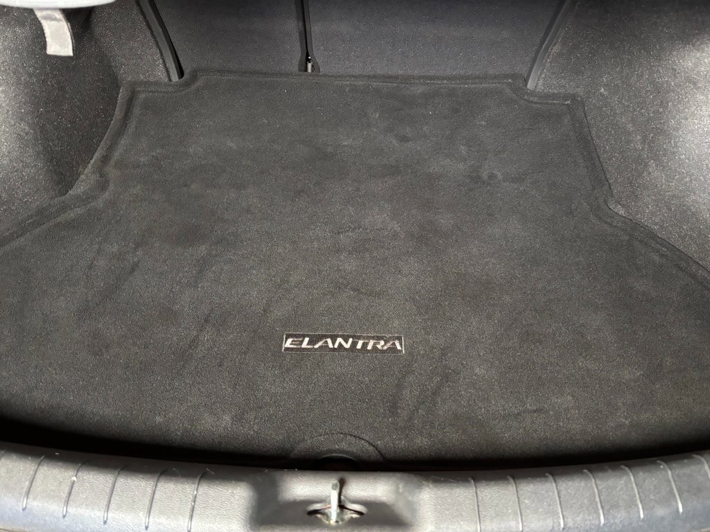 Used 2020 Hyundai Elantra SEL w/ Cargo Package (C1) image 22