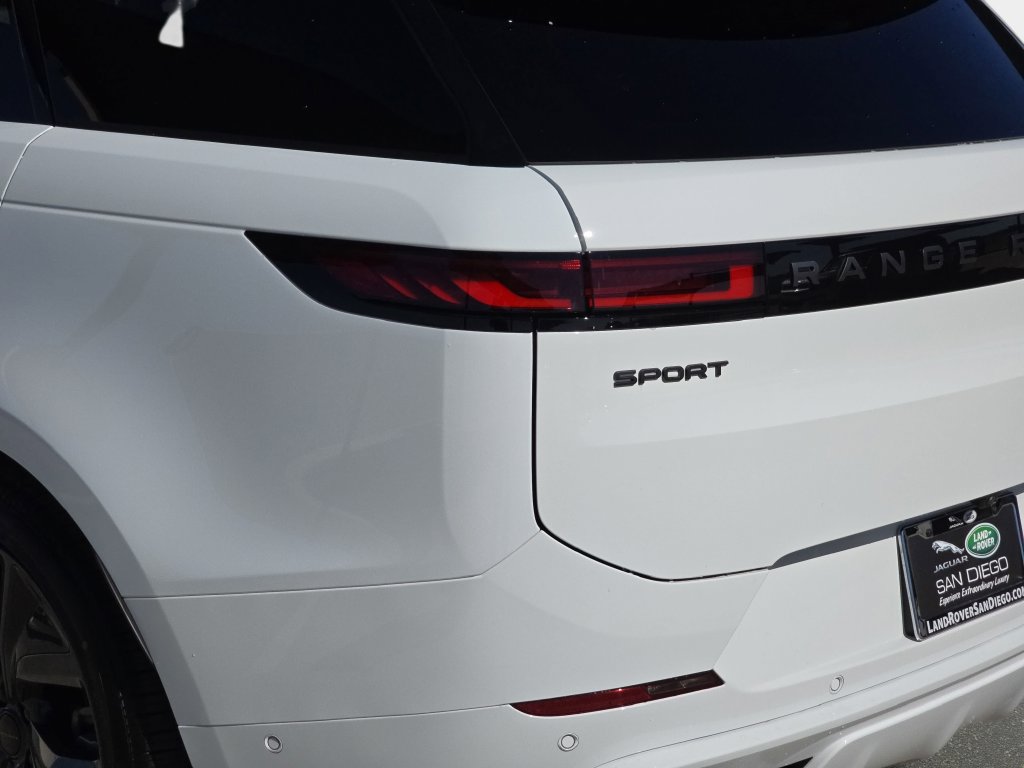 New 2026 Land Rover Range Rover Sport Dynamic SE AWD/4WD image 36