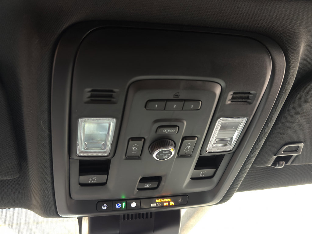 Used 2024 Chevrolet Tahoe Z71 image 36