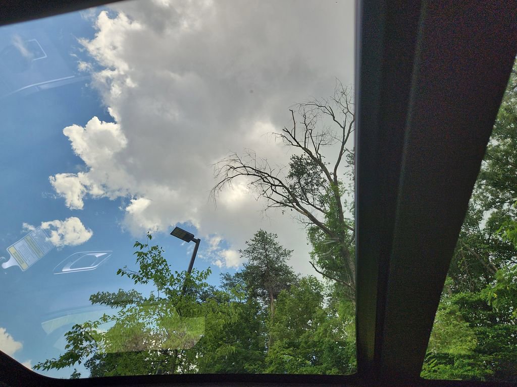 New 2026 Land Rover Range Rover Velar Dynamic SE image 26