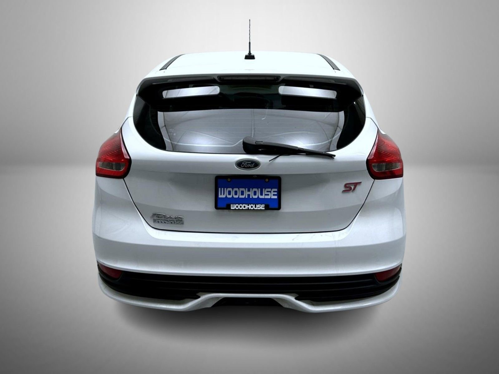 Used 2017 Ford Focus ST image 6