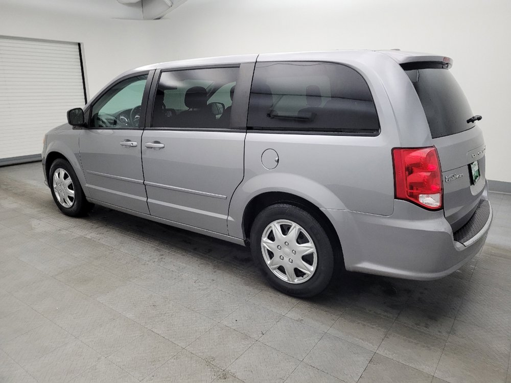Used 2014 Dodge Grand Caravan SE w/ Quick Order Package 29E SE FWD image 3
