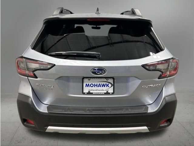 Used 2023 Subaru Outback Limited AWD/4WD image 4