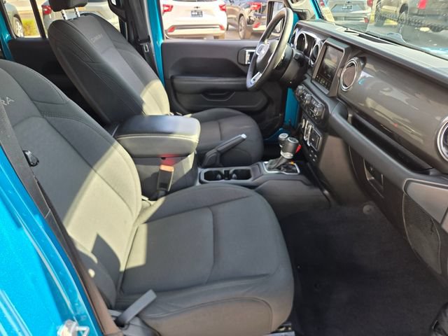 Used 2019 Jeep Wrangler Unlimited Sahara AWD/4WD image 15