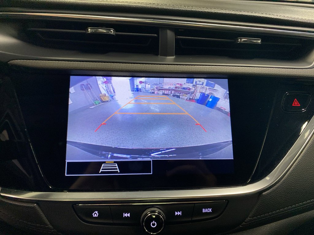 Used 2021 Buick Encore GX Essence w/ Experience Buick Package image 29