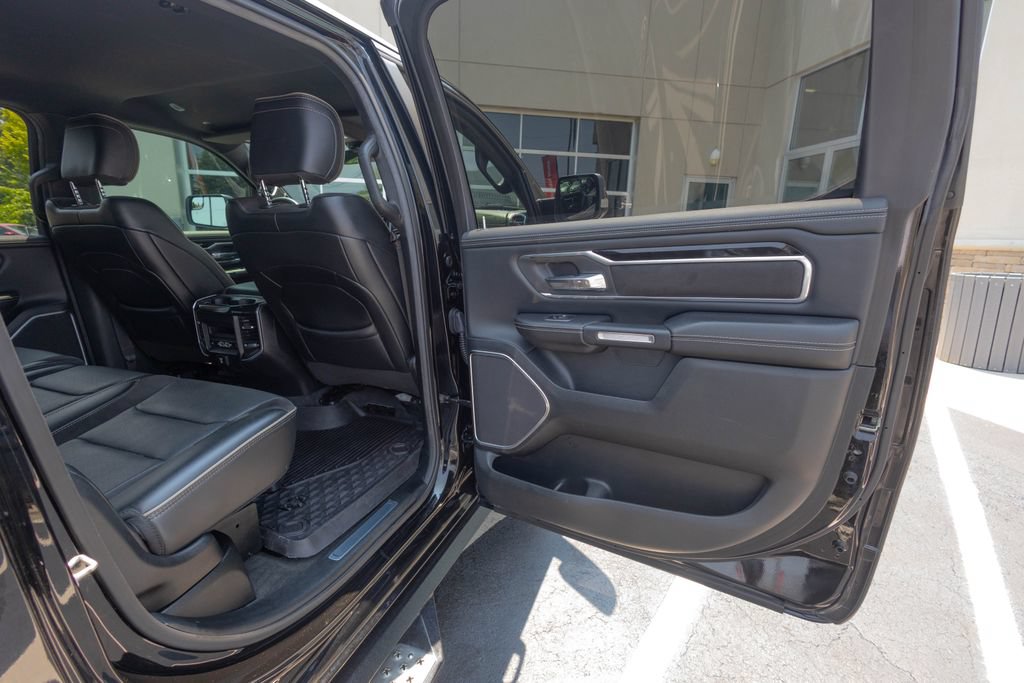 Used 2019 RAM 1500 Laramie AWD/4WD image 52