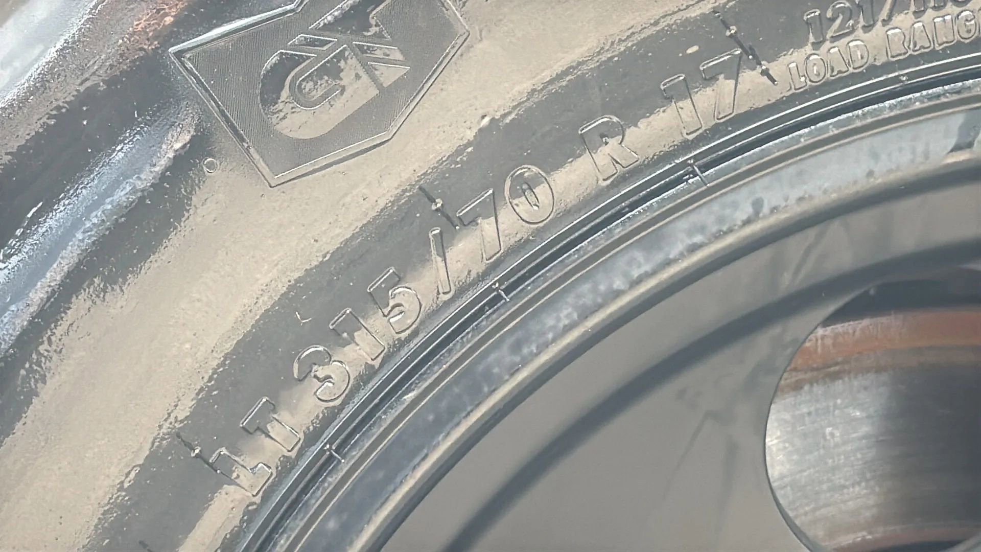 Used 2021 Jeep Gladiator Sport image 29