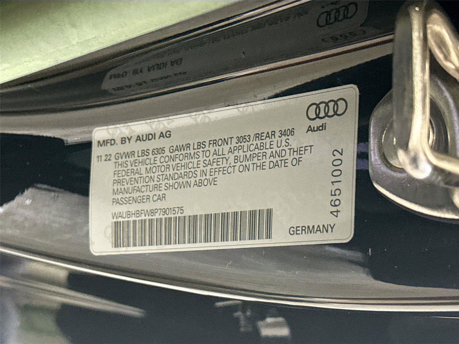 Used 2023 Audi RS e-tron GT w/ Carbon Performance Package AWD/4WD image 32