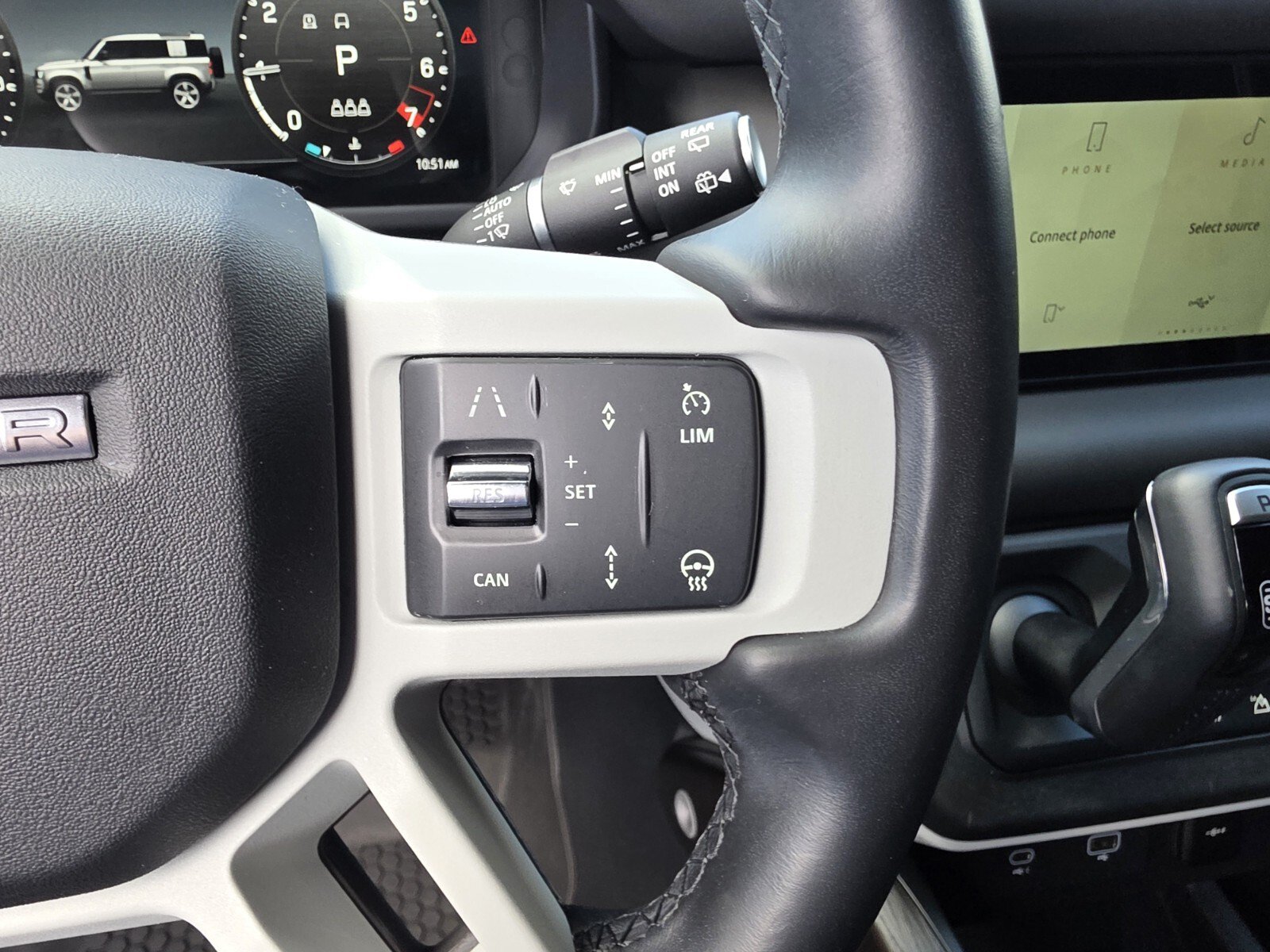 Certified 2024 Land Rover Defender 110 SE AWD/4WD image 21
