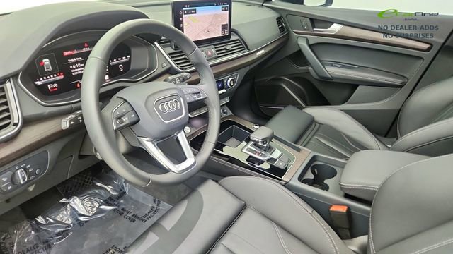 Used 2025 Audi Q5 2.0T Premium Plus w/ Premium Plus Package AWD/4WD image 21