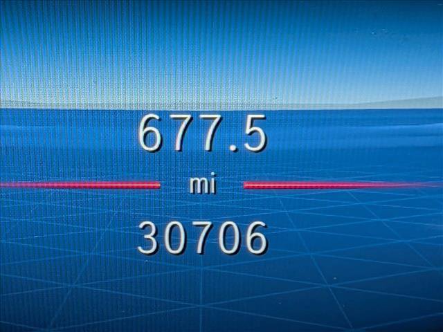 Used 2024 Mercedes-Benz GLE 450 4MATIC image 9