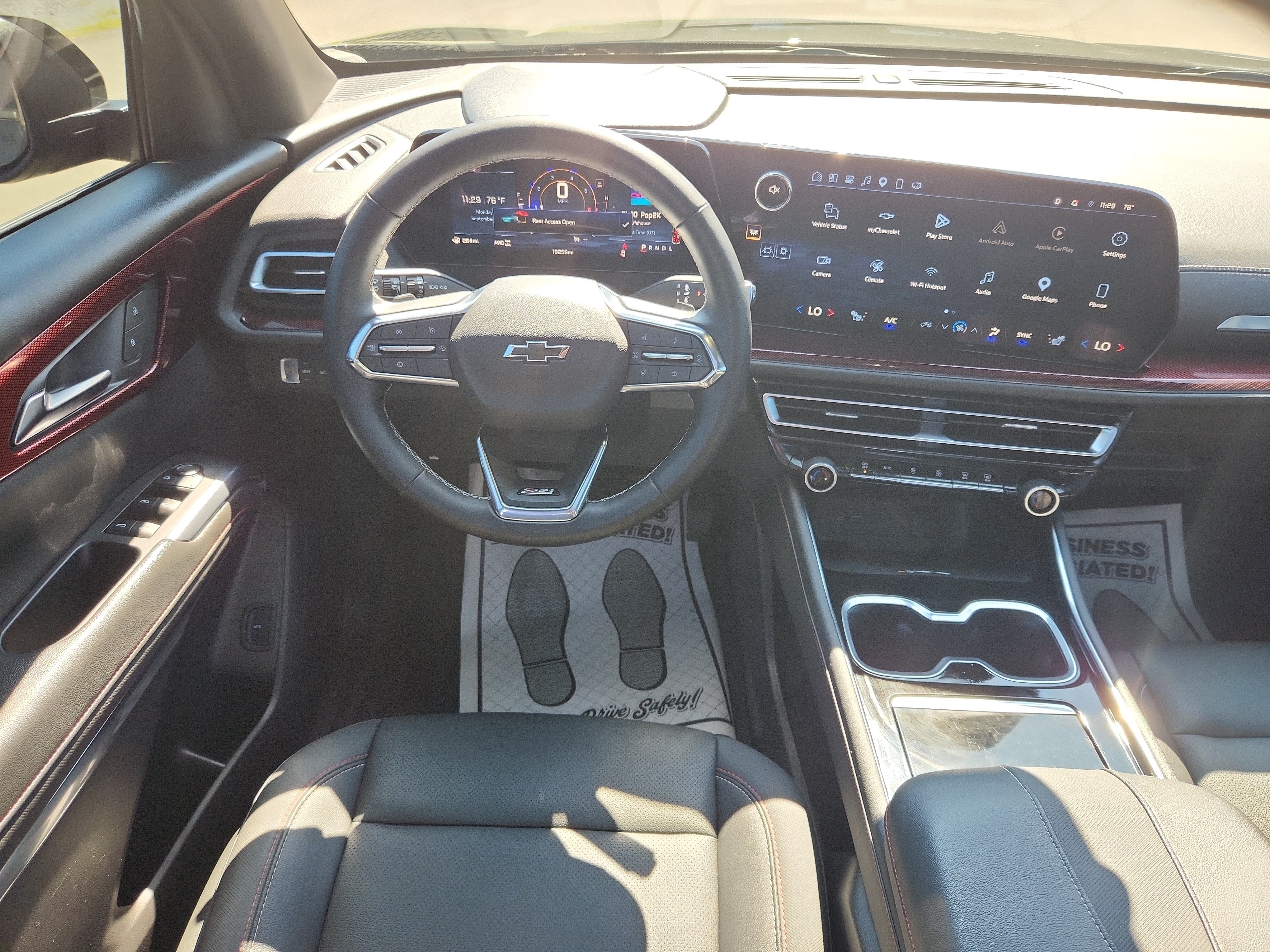 Used 2025 Chevrolet Traverse Z71 w/ Driver Confidence Package AWD/4WD image 38