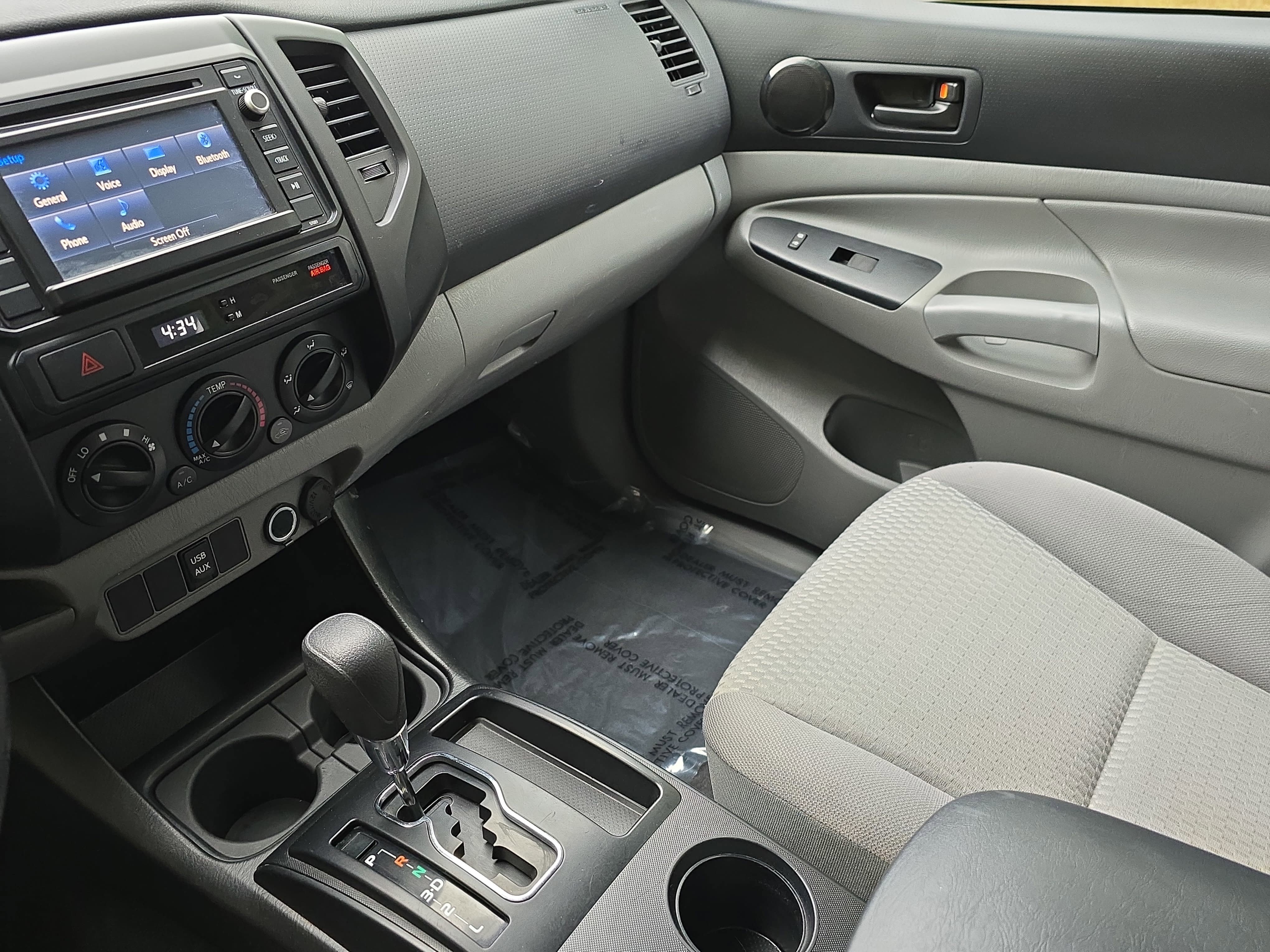 Used 2014 Toyota Tacoma PreRunner w/ Convenience Package RWD image 22