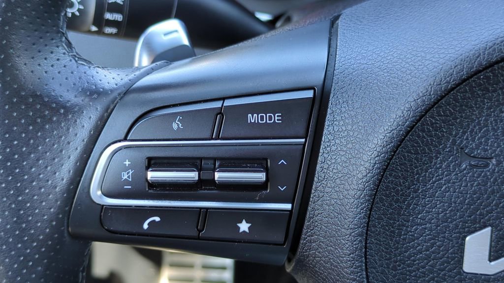 Used 2022 Kia Stinger GT-Line w/ Sun & Sound Package image 21