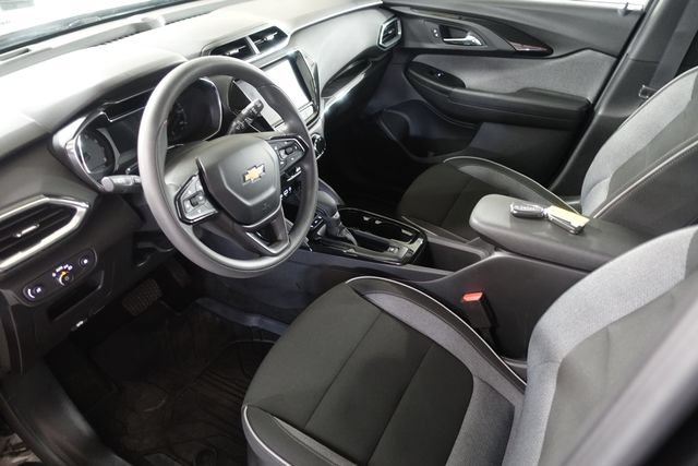 Used 2023 Chevrolet TrailBlazer LT w/ Convenience Package AWD/4WD image 10