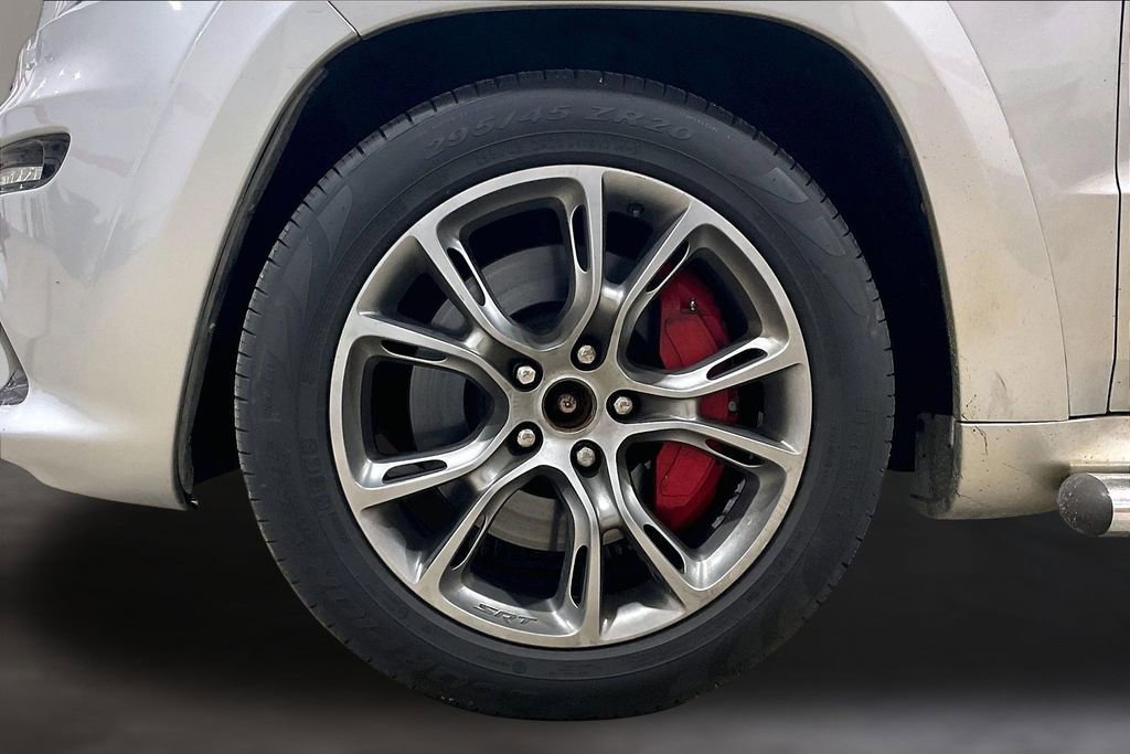 Used 2012 Jeep Grand Cherokee SRT8 w/ Luxury Group II image 9