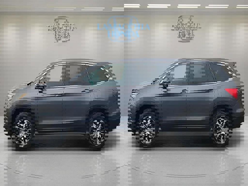 Used 2017 Honda Pilot EX image 2