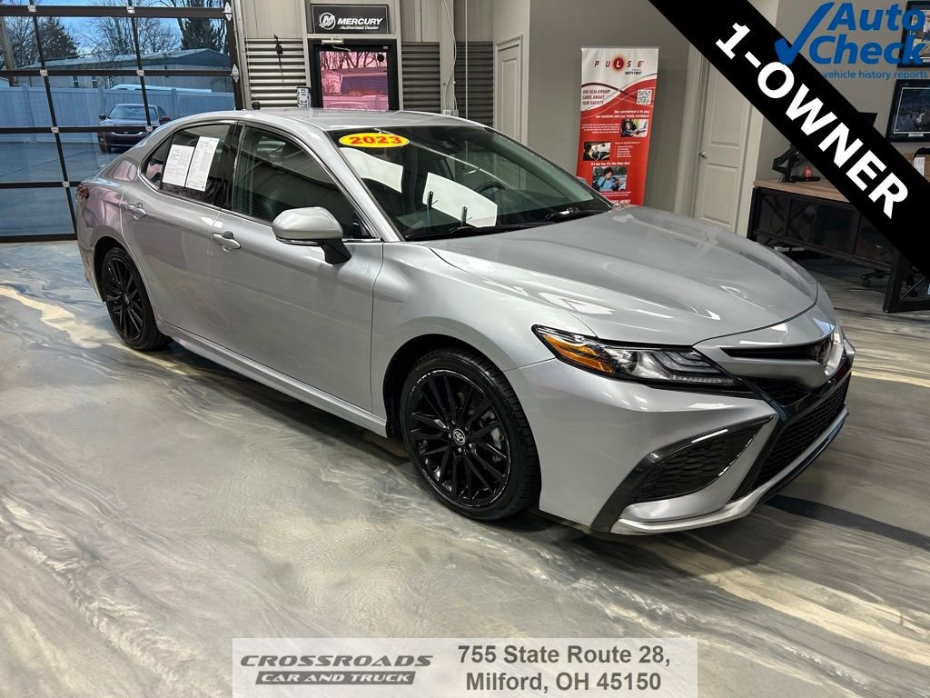 Used 2023 Toyota Camry XSE image 1