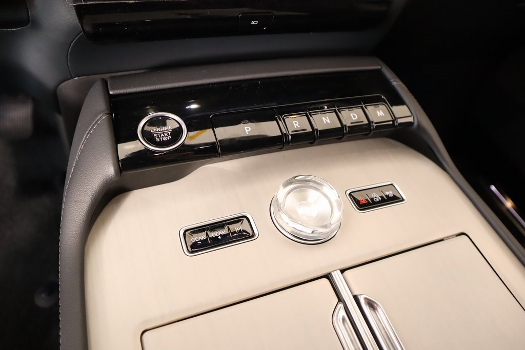 New 2025 Lincoln Navigator Reserve w/ Jet Appearance Package image 7