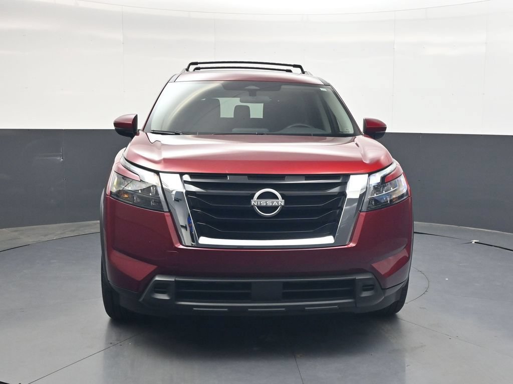 Used 2025 Nissan Pathfinder SV w/ SV Premium Package AWD/4WD image 9
