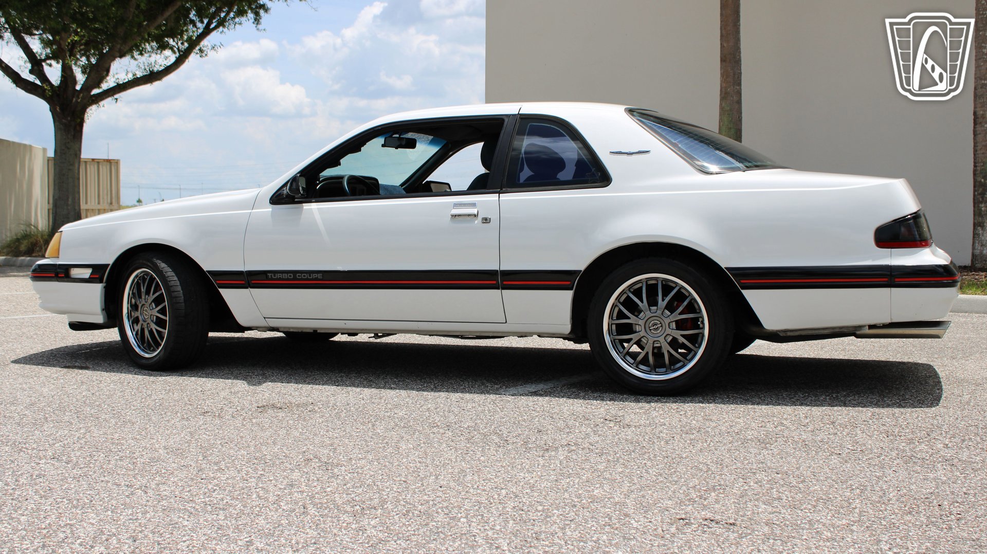 Used 1988 Ford Thunderbird RWD image 13